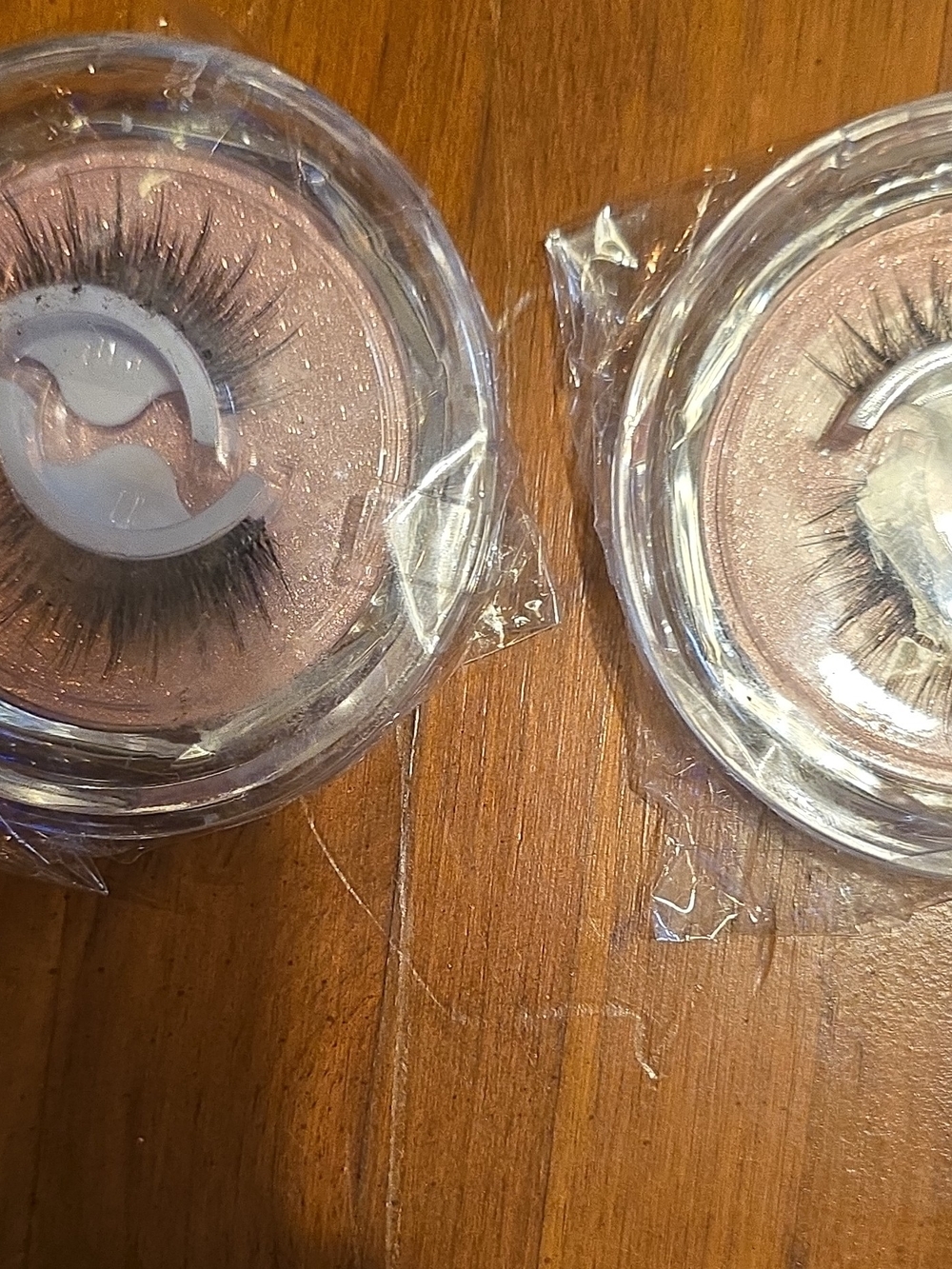 Source Unknown Black False Eyelashes Duo
